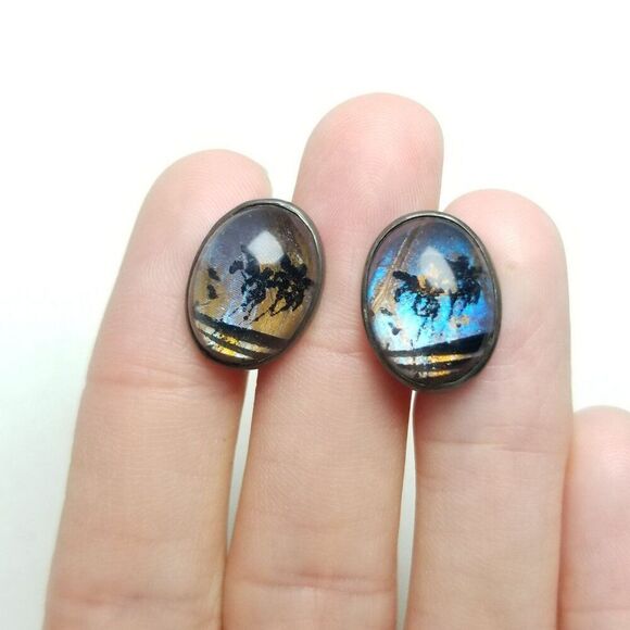 Vintage Butterfly Wing Palm Tree Design Oval Cabochon ClipOn Screw Back Earrings - Picture 7 of 7